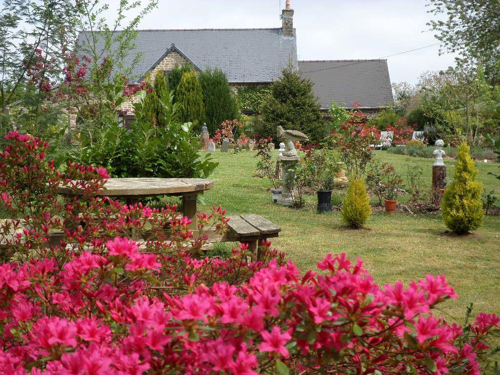 La Chevallerie B&B Isigny-le-Buat Ngoại thất bức ảnh