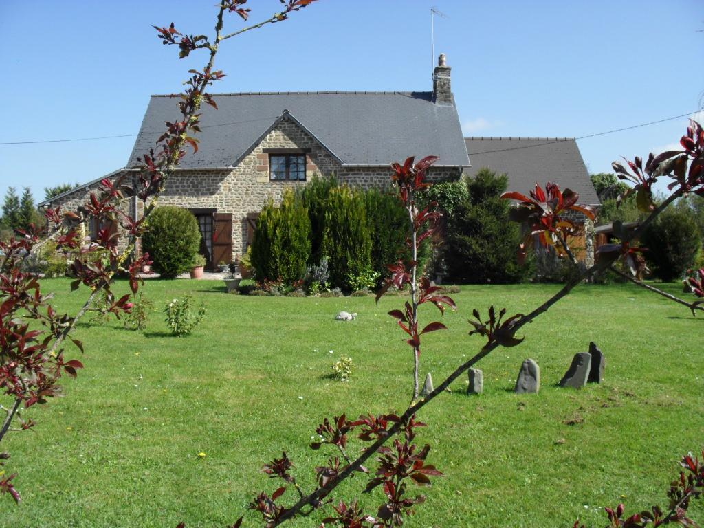 La Chevallerie B&B Isigny-le-Buat Ngoại thất bức ảnh