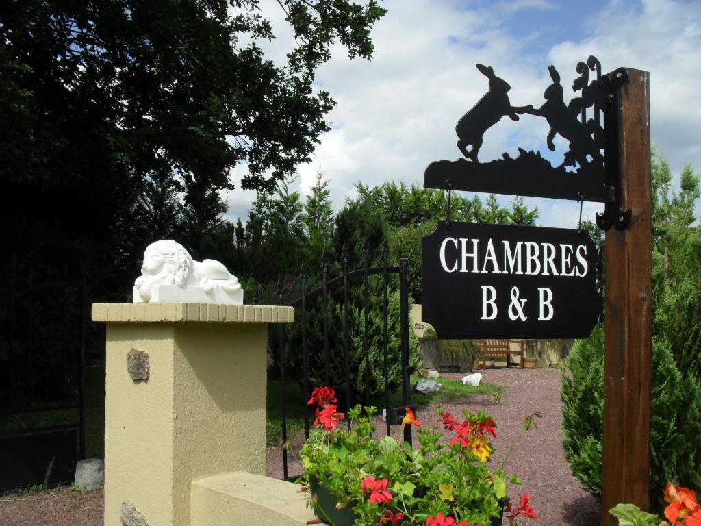 La Chevallerie B&B Isigny-le-Buat Ngoại thất bức ảnh