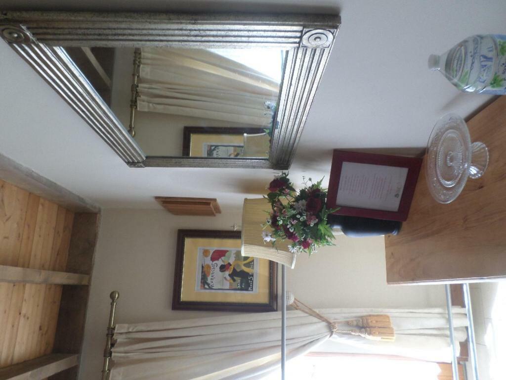 La Chevallerie B&B Isigny-le-Buat Ngoại thất bức ảnh